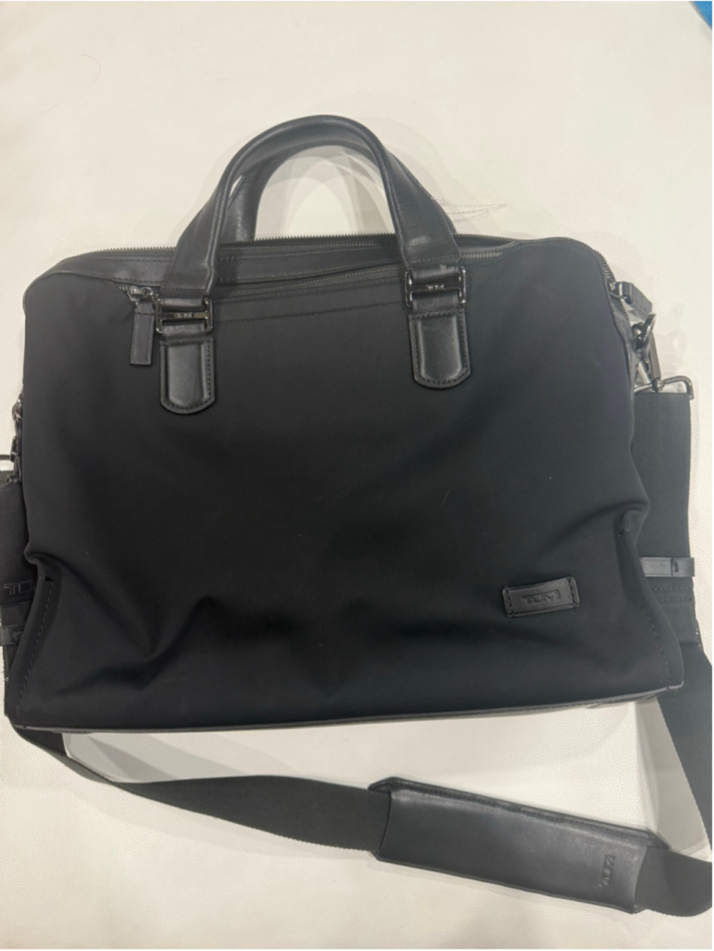 Tumi Briefcase/Laptop Bag Black Ballistic Nylon & Leather 15in